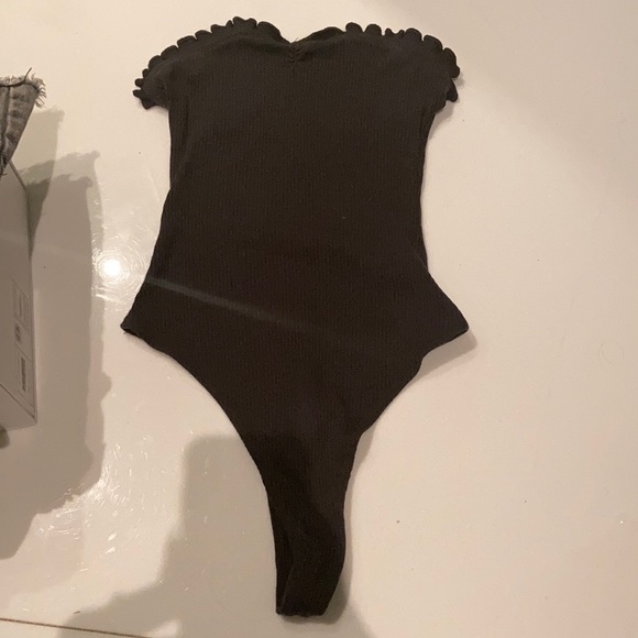 Black Bodysuit Urban Outfitters - Picture 1 of 5